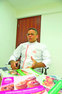 Josieude fez o curso e foi convidado a ministrar aulas da modalidade “Cozinheirinhos”