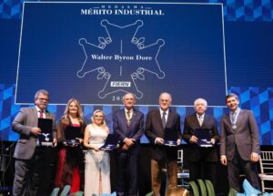 Homenageados receberam no evento maior honraria da indústria do RN