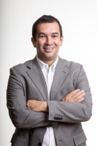 O jornalista e especialista em marketing político, Alan Oliveira, é o diretor do Persona Summit. Foto: Divulgação.